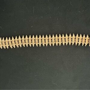 Gold Tone Bracelet vintage